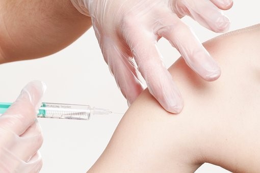 Kreisimpfzentren: Aktuell ausreichend BioNTech-Impfstoff für Unter-30-Jährige verfügbar